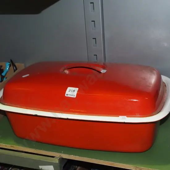large retro enamel roasting dish L430