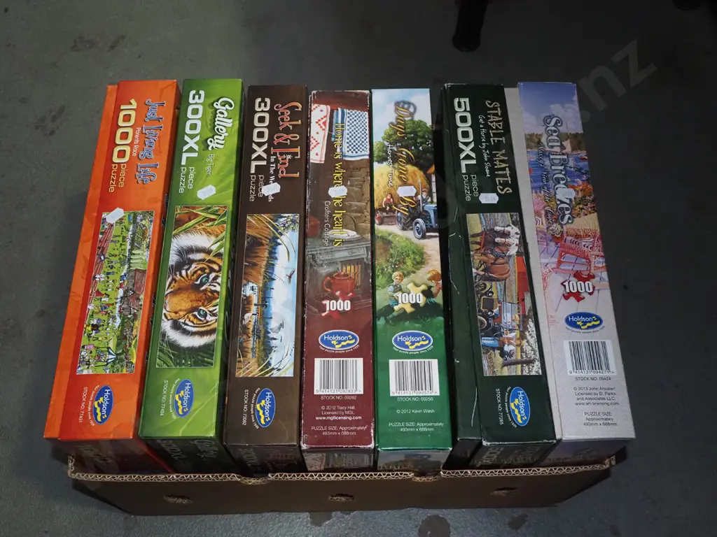 box of puzzles Image 1++