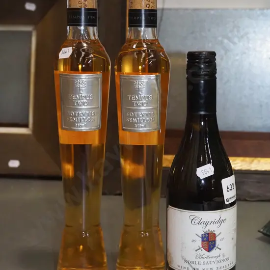 3x bottles of wine
