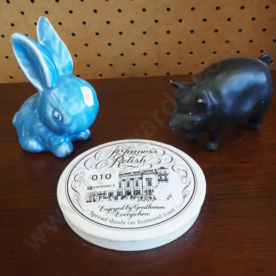small rabbit, pig, relish pot lid