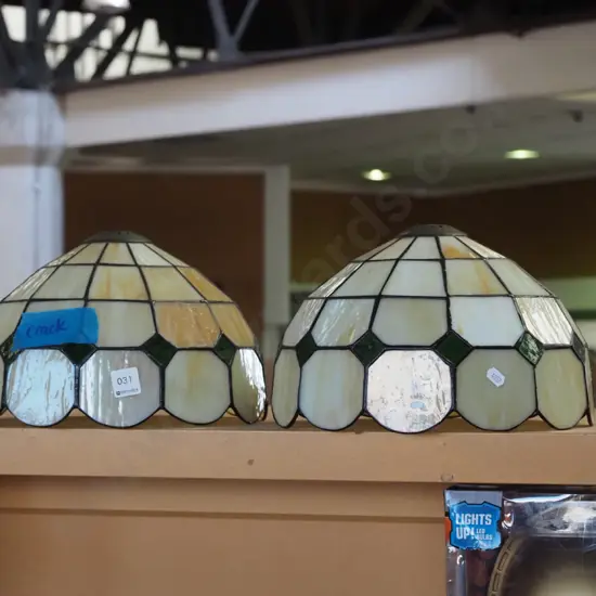 2x leadlight light shades - 1 has crack to glass