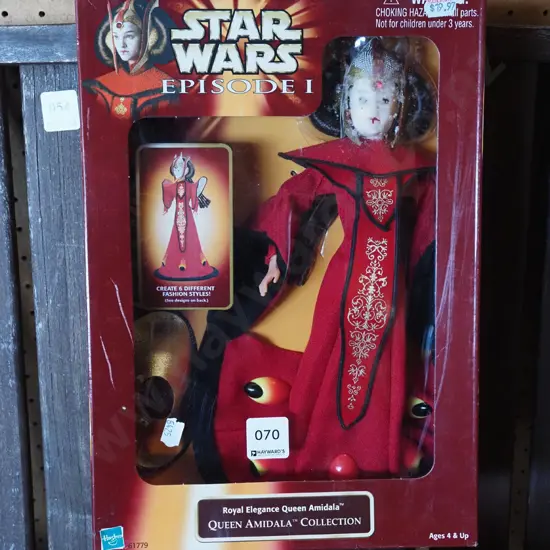 boxed Star Wars Episode 1 Queen Amidala Royal Elegance doll