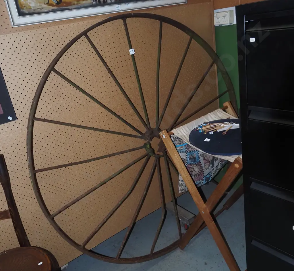 large iron carriage wheel Diam1380 Image 1++