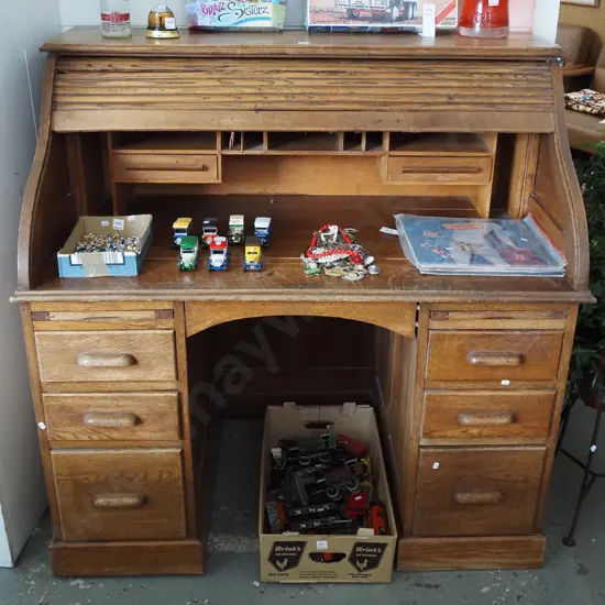restorer's oak 6 drawer roll top desk - missing lock, handles, some cracks H1210 W1220 D750