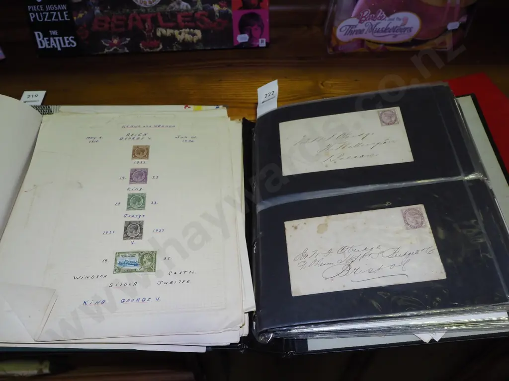 3x stamp albums Image 1++