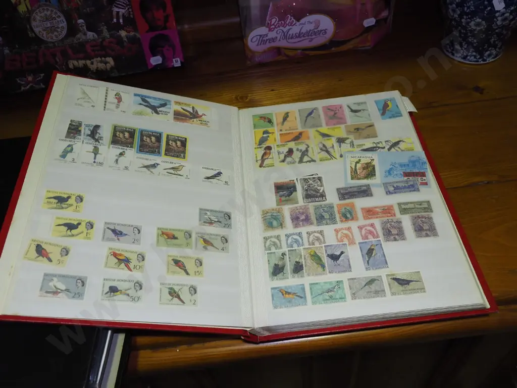 3x stamp albums Image 1++