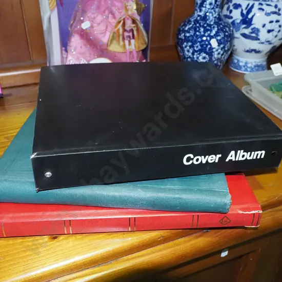 3x stamp albums