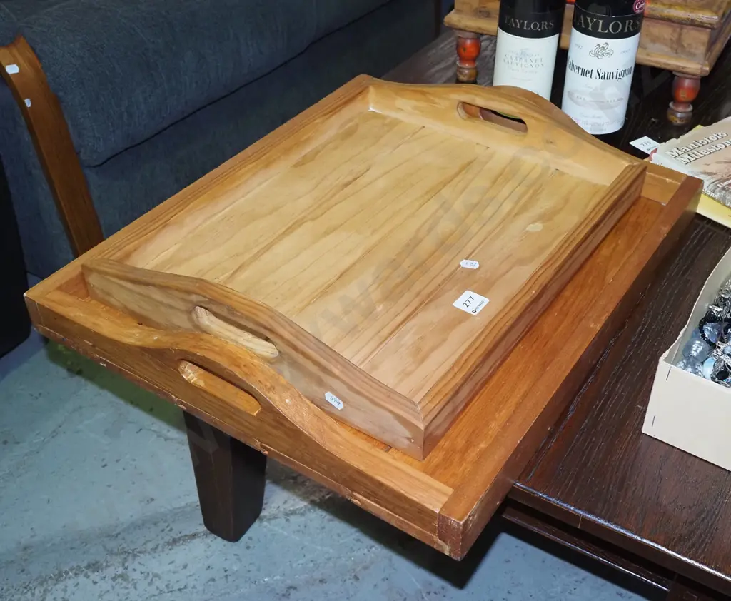 2x wooden trays Image 1++