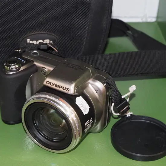Olympus digital camera, carry case