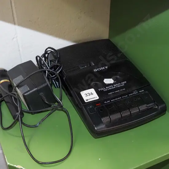 Sony portable cassette player recorder with microphone