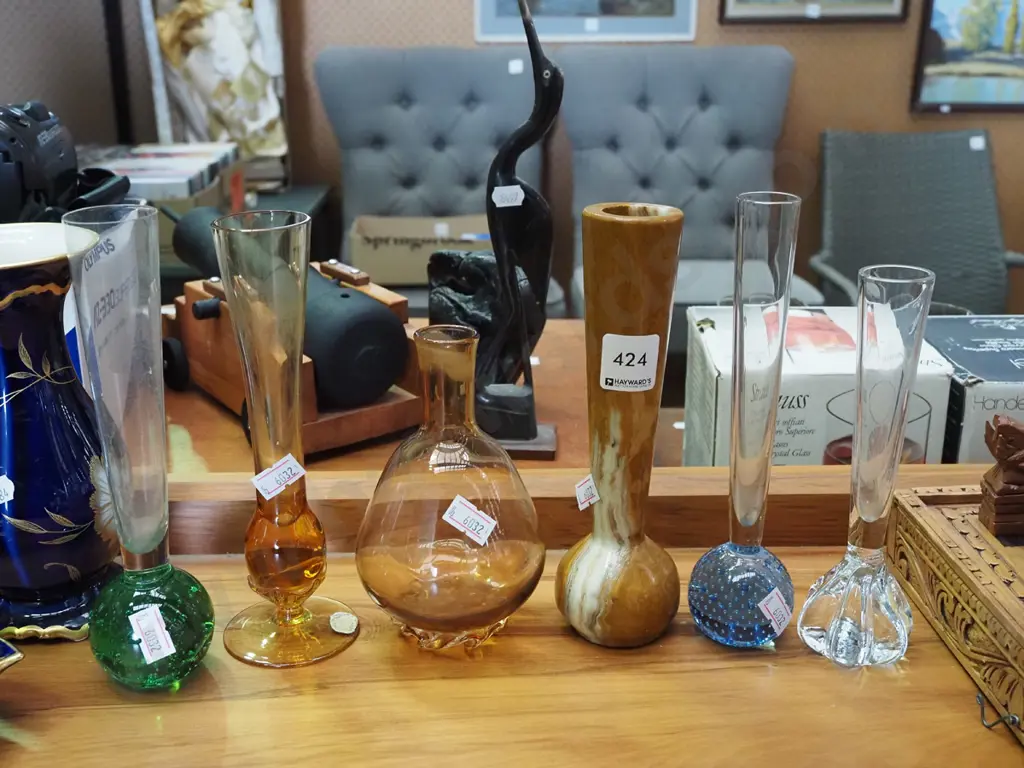 assorted vases H200 Image 1++