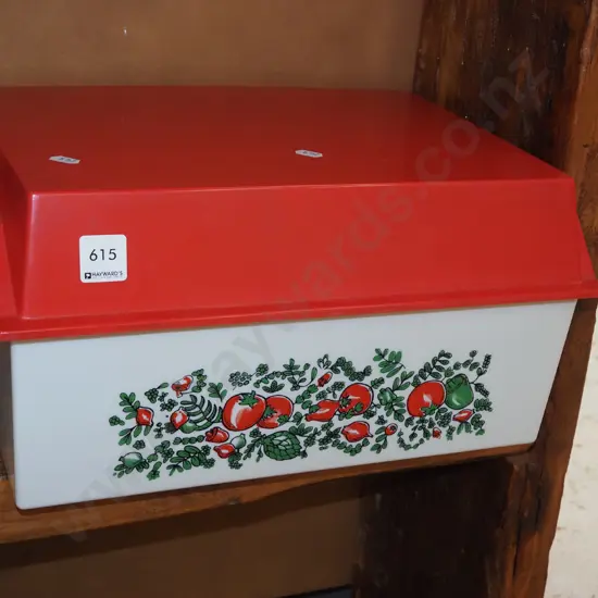 retro plastic breadbin