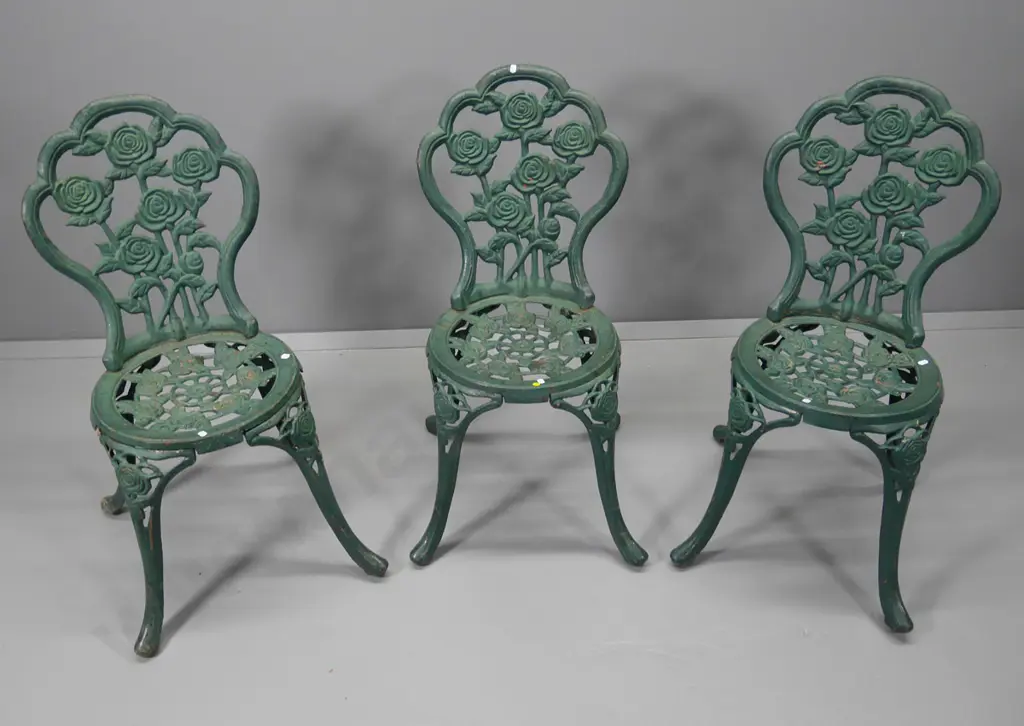 set of 3 heavy Victorian style green painted cast iron outdoor dining chairs H-880 W-400 Image 1++