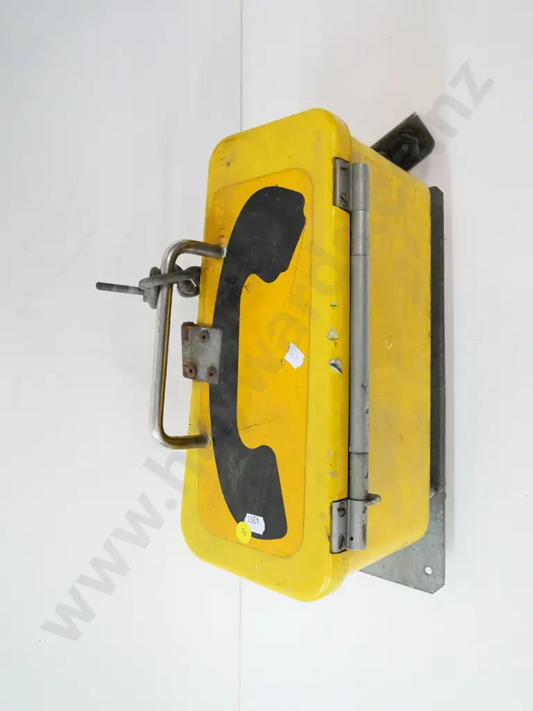 heavy metal-cased 1980's railway track phone with spring loaded door, chain and padlock (no key) H-340 W-120 D-250 Image 1++