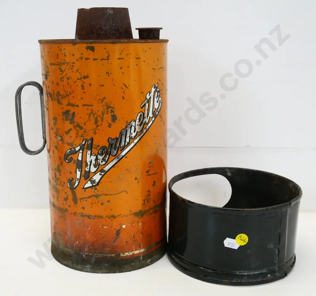 vintage Thermette - dents, corrosion and wear Image 1++