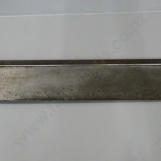 vintage hand saw -Henry Disston & Sons Phliadelphia USA engraved in medallion and on blade L-850