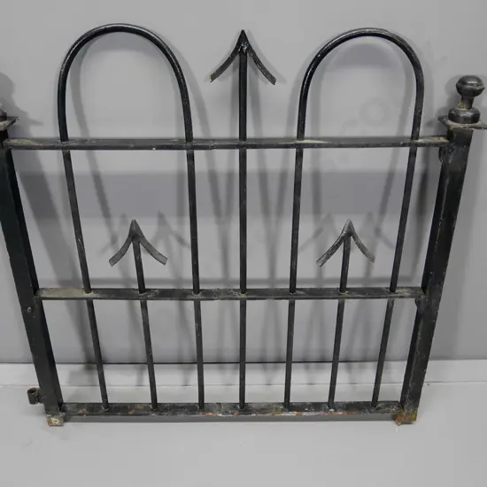 black painted cast iron gate with spear and ball finials H-840 W-860