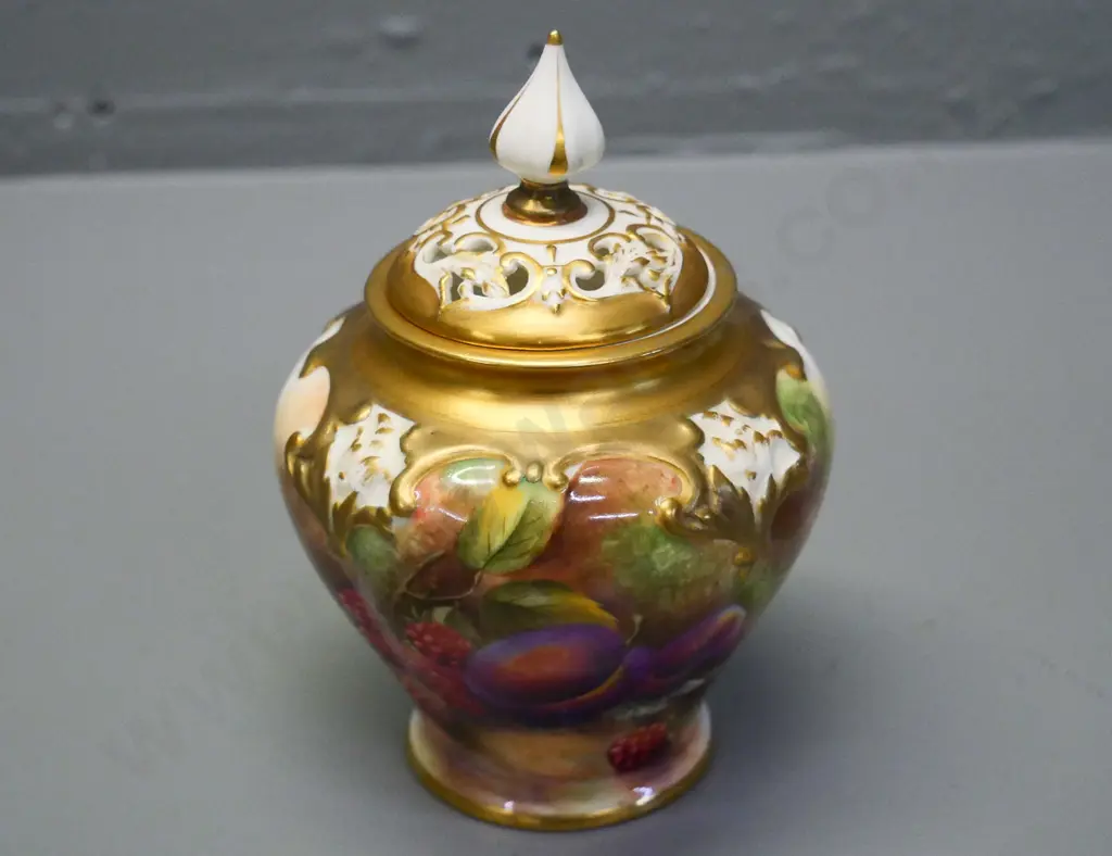 hand-painted Royal Worcester lidded potpourri jar, signed P.D. Love H-135 Image 1++