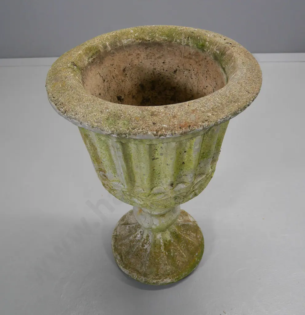 cast concrete classical design pedestal base garden urn - small crack to top rim H-630 Diameter 470 Image 1++