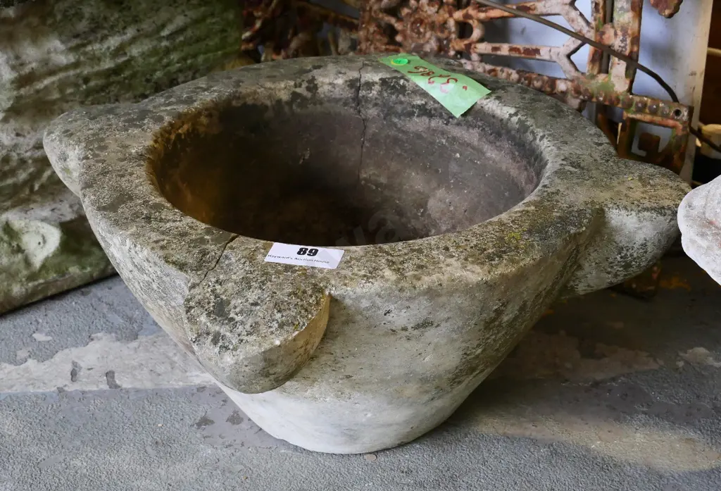 concrete garden bird bath - no stand H-230 Diam-530 Image 1++