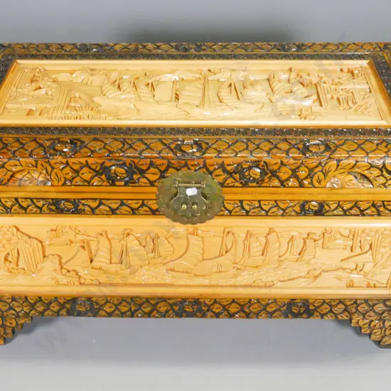 Chinese carved camphor chest with brass hatch H-460 W-890 D-430