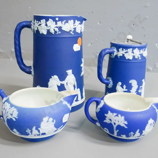 vintage Wedgwood jasperware dark blue - 2x water jugs, 1 with no lid (fleck on rim), 2x creamer jugs