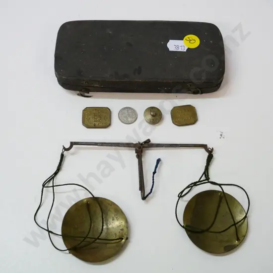 vintage gold scales in hard case with some weights