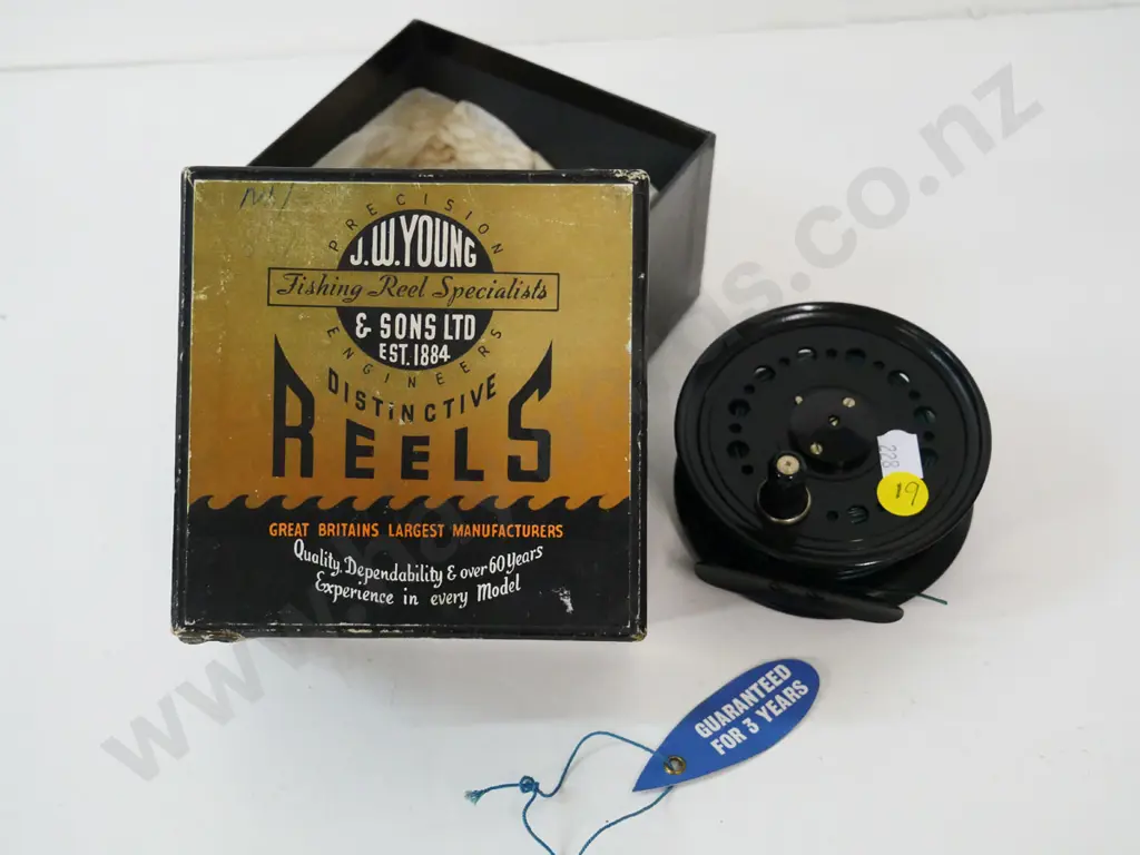 J.W. Young Pridex fly fishing reel in original box Image 1++