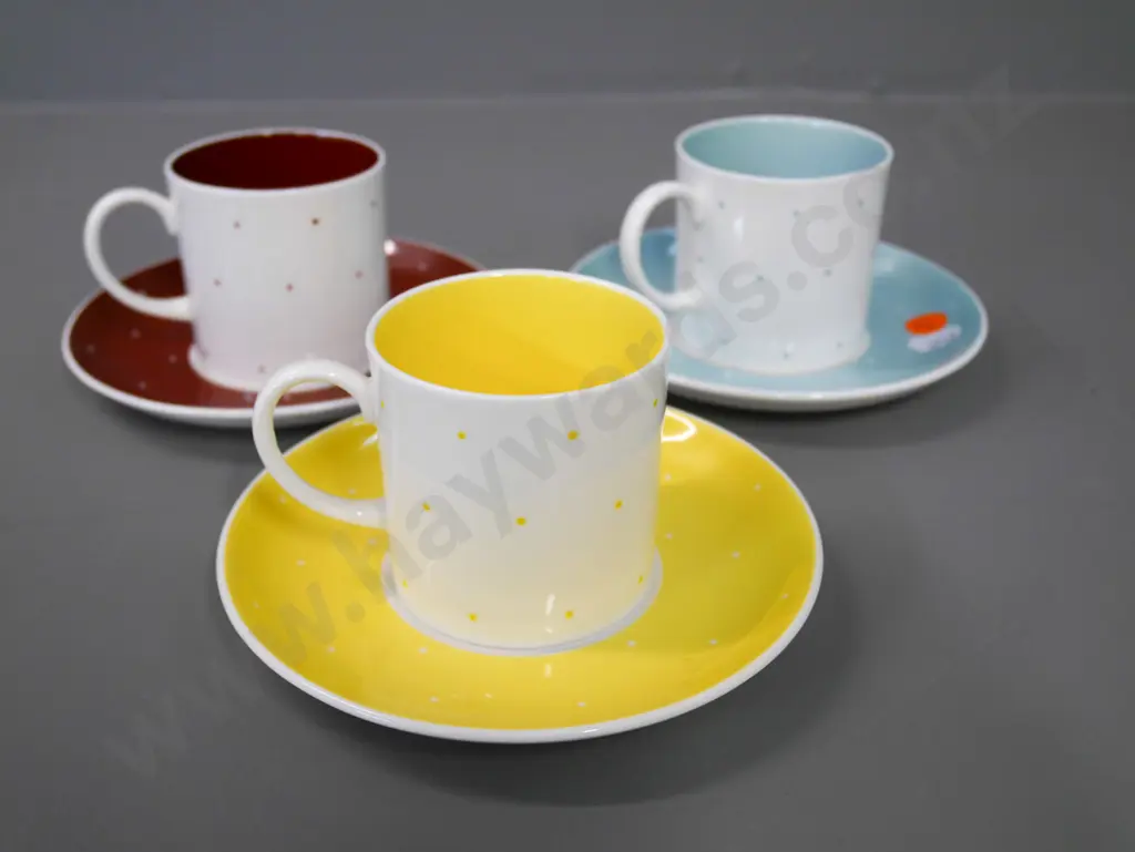 3x Susie Cooper spotted coffee cans and saucers Image 1++