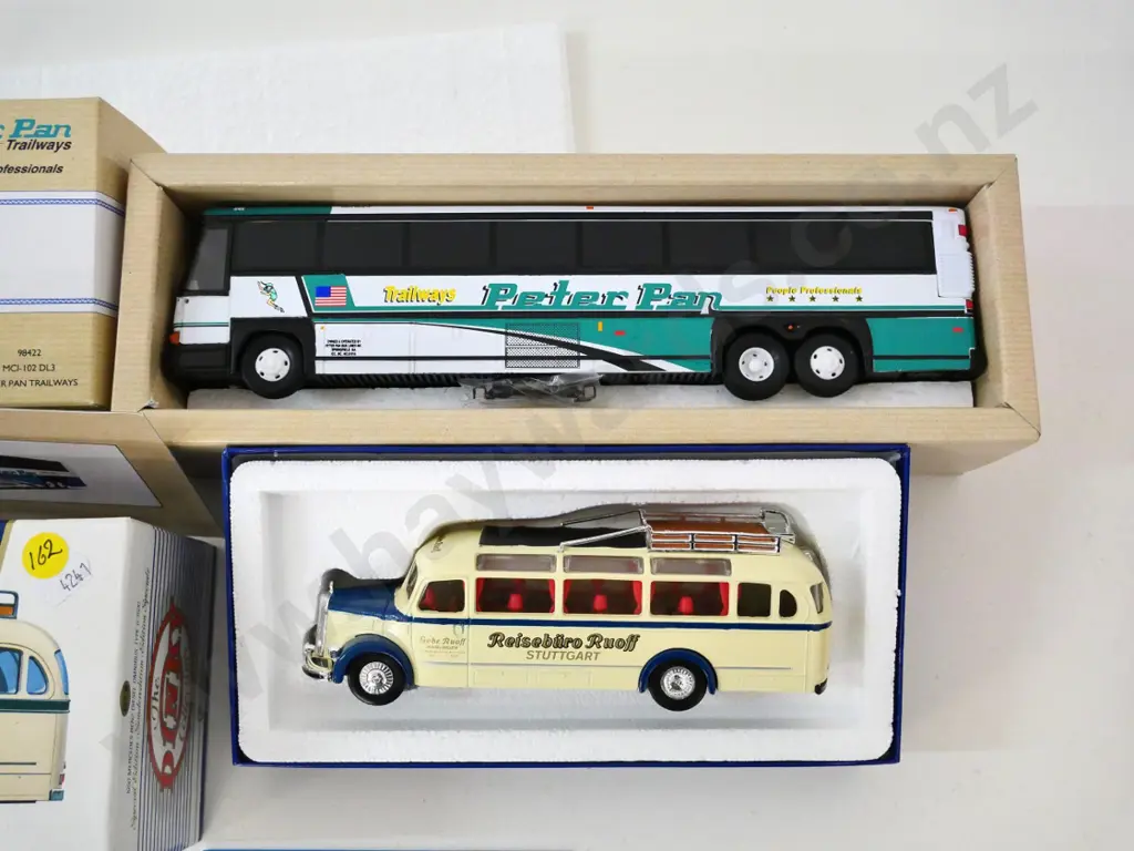 die-cast Corgi Peter Pan bus and a Dinky Mercedes Benz bus, both limited edition with boxes and certificates Image 1++
