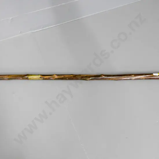 Briar walking stick, silver mounted with a horn handle, H-740