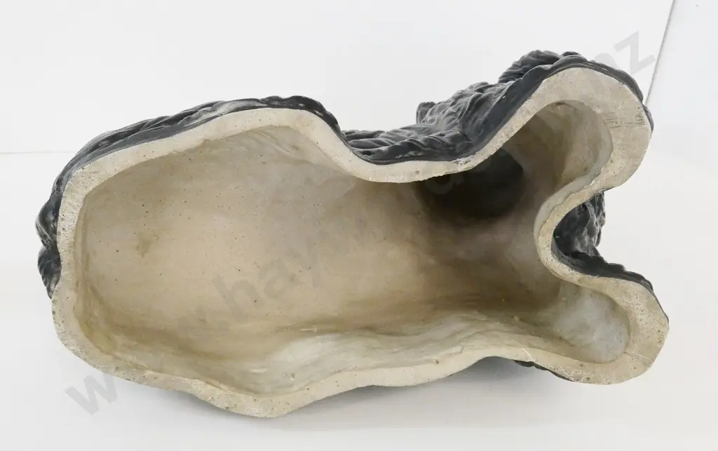 large composite/fibreglass? Scottie dog figure - black finish, some rubbing H-470 L-530 Image 1++