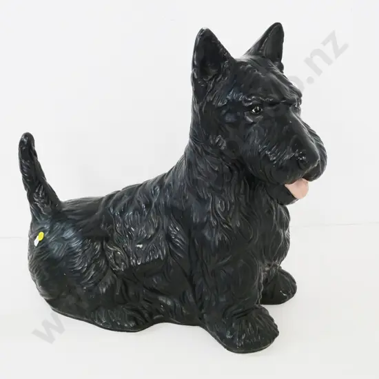 large composite/fibreglass? Scottie dog figure - black finish, some rubbing H-470 L-530