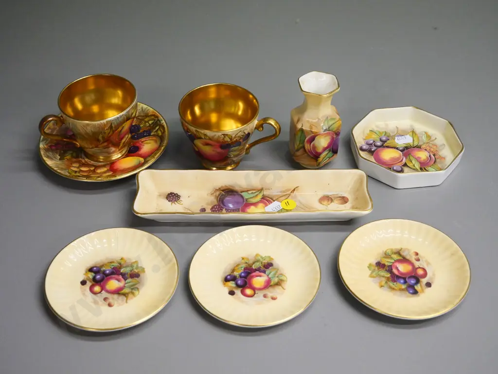 Aynsley Orchard Gold china items - gilded coffee cup & saucer and spare cup, 4 pin dishes, mint dish, small vase, Image 1++