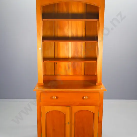 kauri reproduction colonial style dresser - 1 drawer, 2 doors, lockable, with key - split on side H-1920 W-860 D420