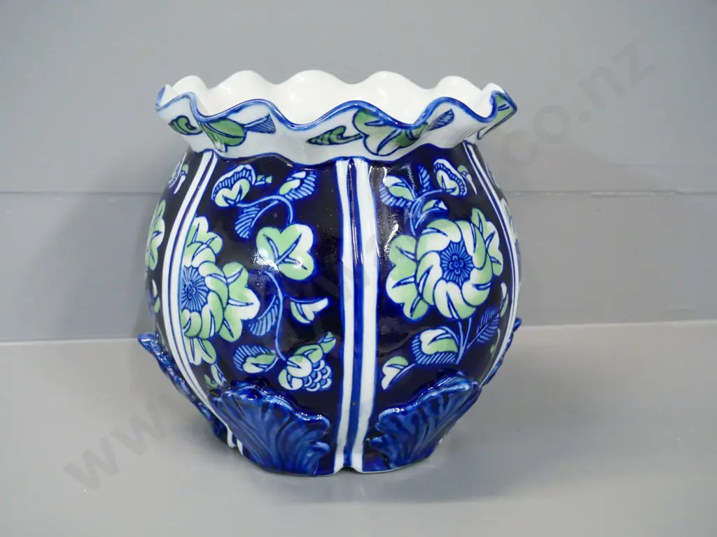 blue and white porcelain jardiniere H-200 Diameter 200 Image 1++