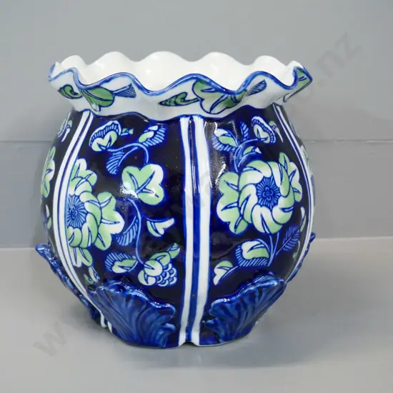 blue and white porcelain jardiniere H-200 Diameter 200