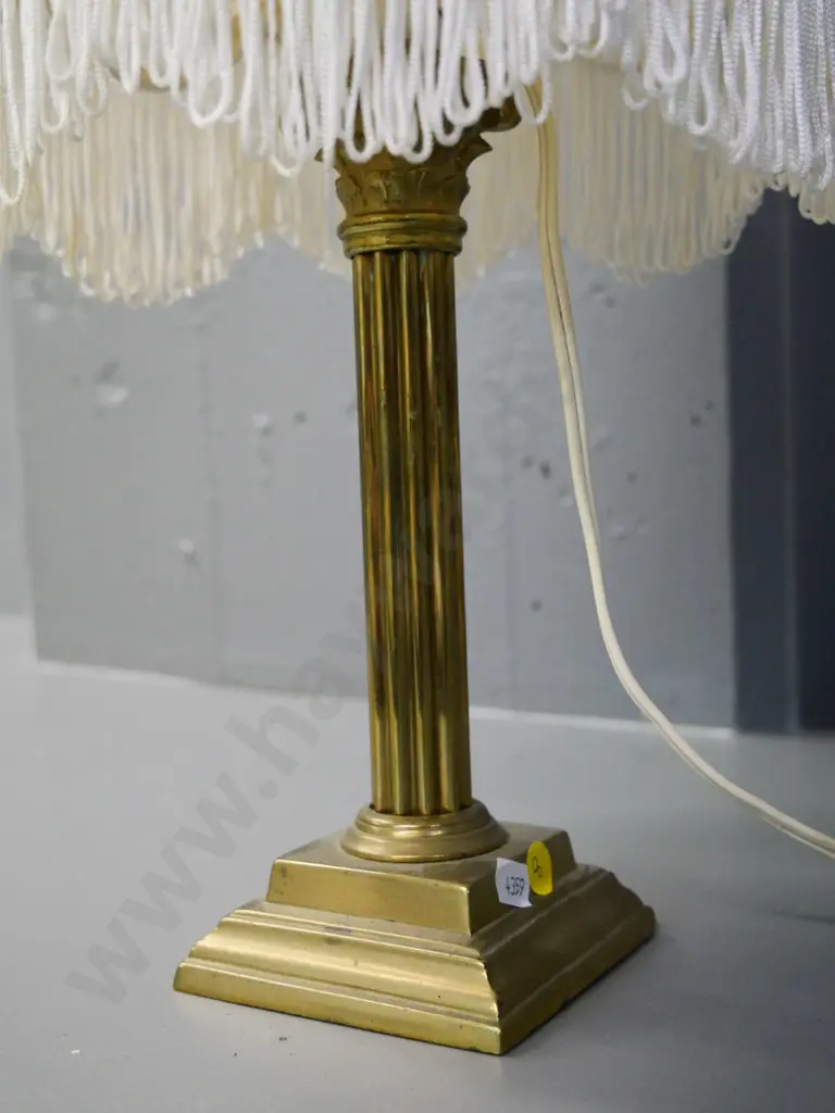 small brass classical column style table lamp with shade H-500 Image 1++