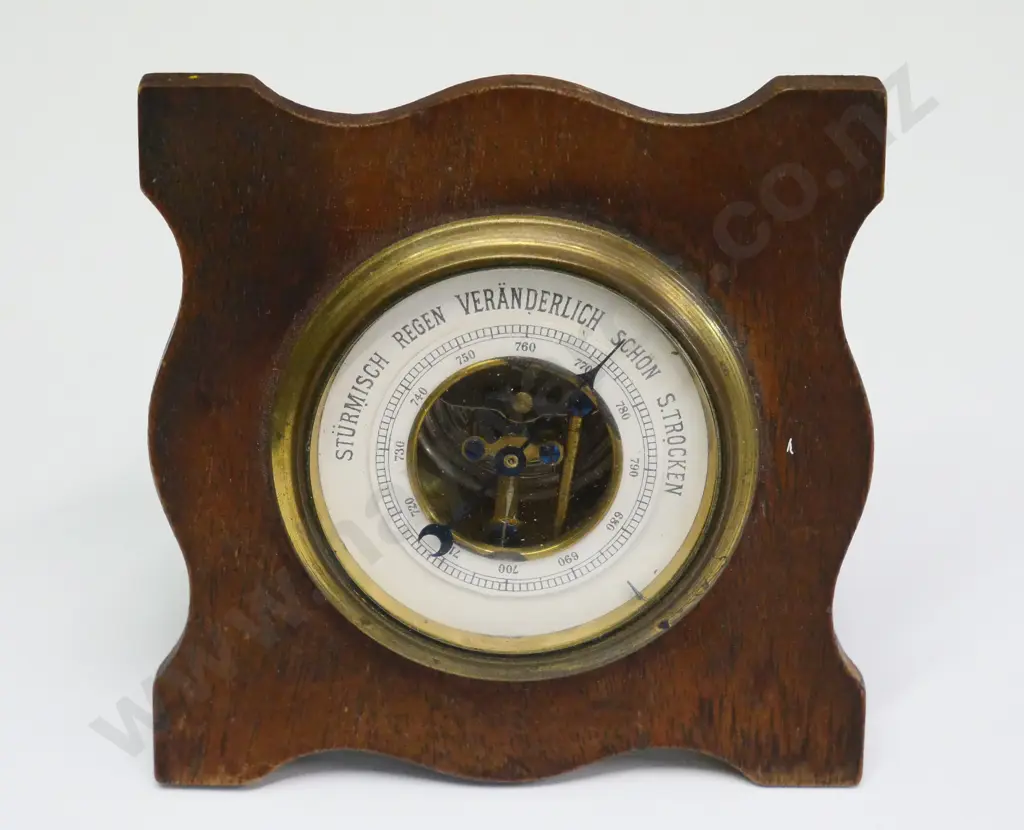 small table top barometer Image 1++