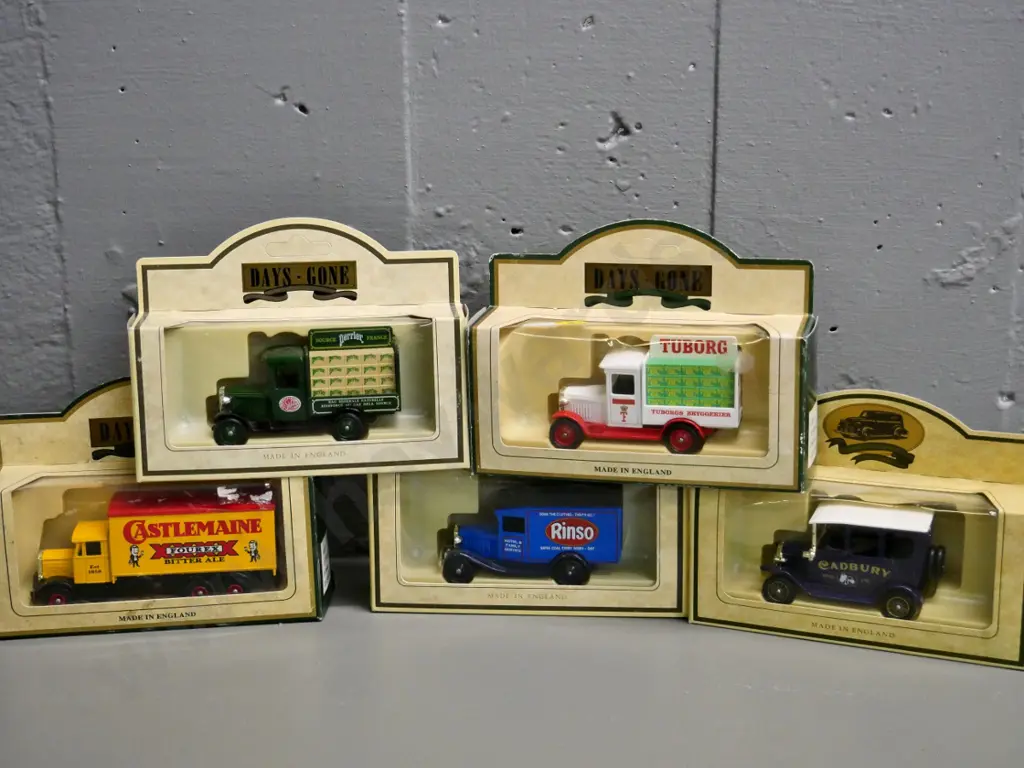 5 boxed Days Gone By die-cast vehicles - delivery vans Image 1++