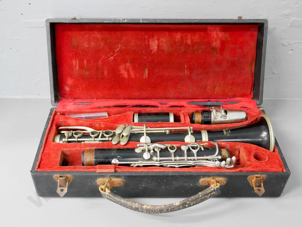 boxed vintage clarinet Image 1++