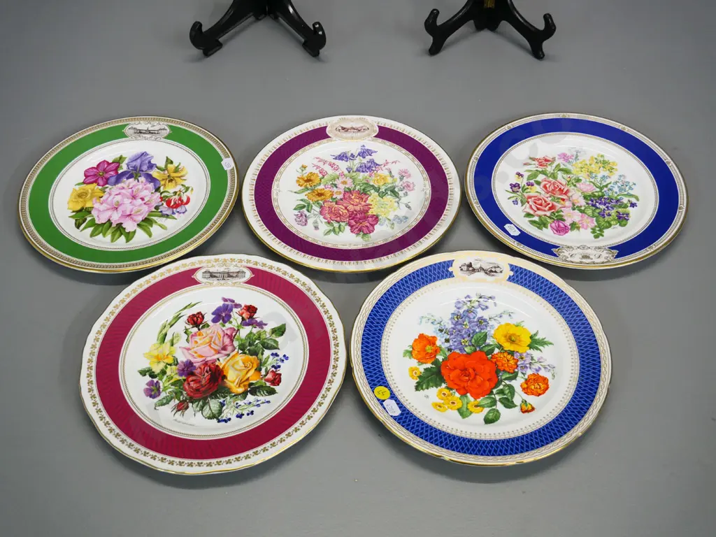 4 Royal Horticultural Society annual botanical plates and a Charles & Diana royal wedding bouquet Image 1++