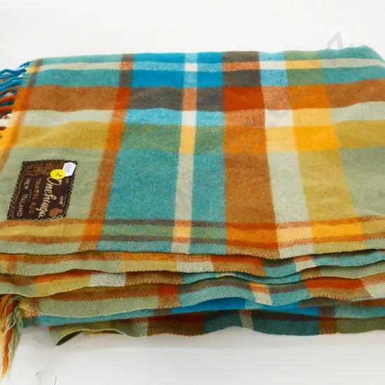 retro Onehunga woollen travel rug - minor wear, no holes approx. 1850 x 1350