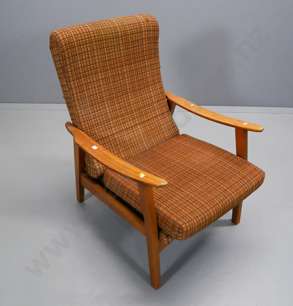 mid-century recliner lounge chair with tweed fabric upholstery H-890 W-640 D-770 Image 1++