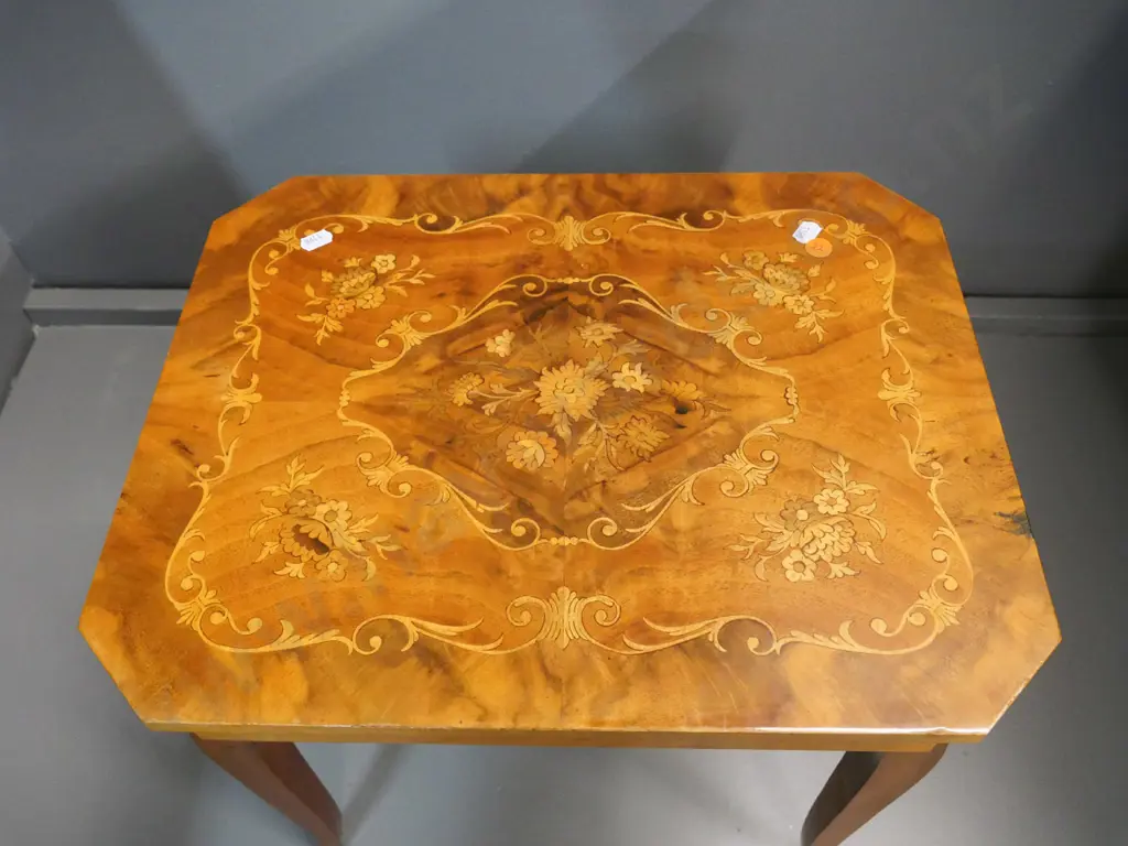 Sorrento style inlaid musical lift-up lid table H-440 W-400 D-325 Image 1++