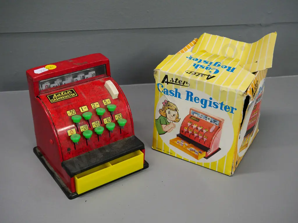 vintage Aster toy cash register in original box - damage to box, drawer spring mechanism not working H-130 Image 1++
