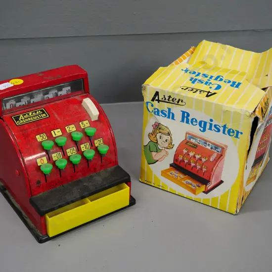 vintage Aster toy cash register in original box - damage to box, drawer spring mechanism not working H-130