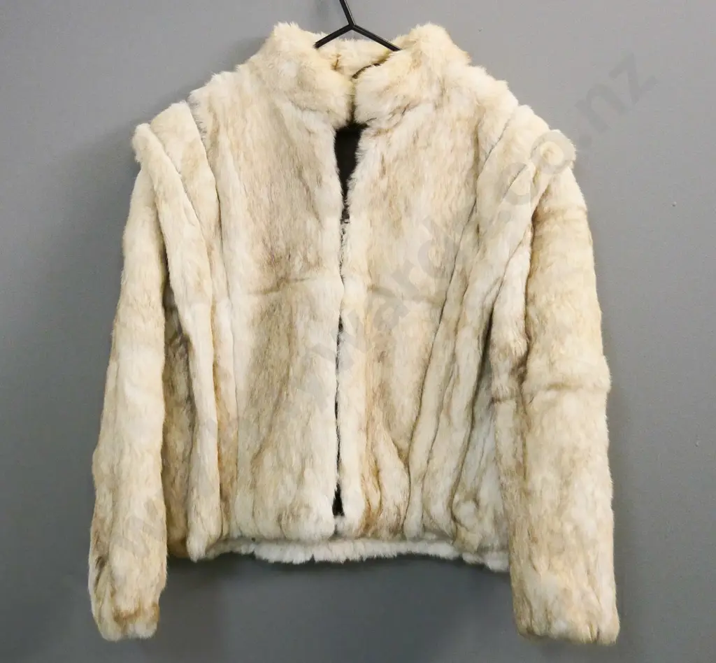 cream fur cape jacket Image 1++