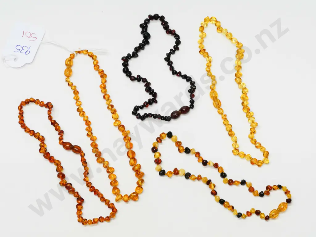 5 amber bead baby necklaces Image 1++