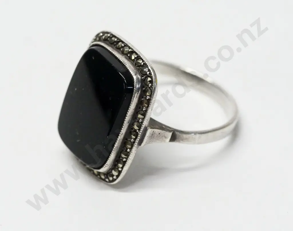 silver dress ring stamped sterling Image 1++